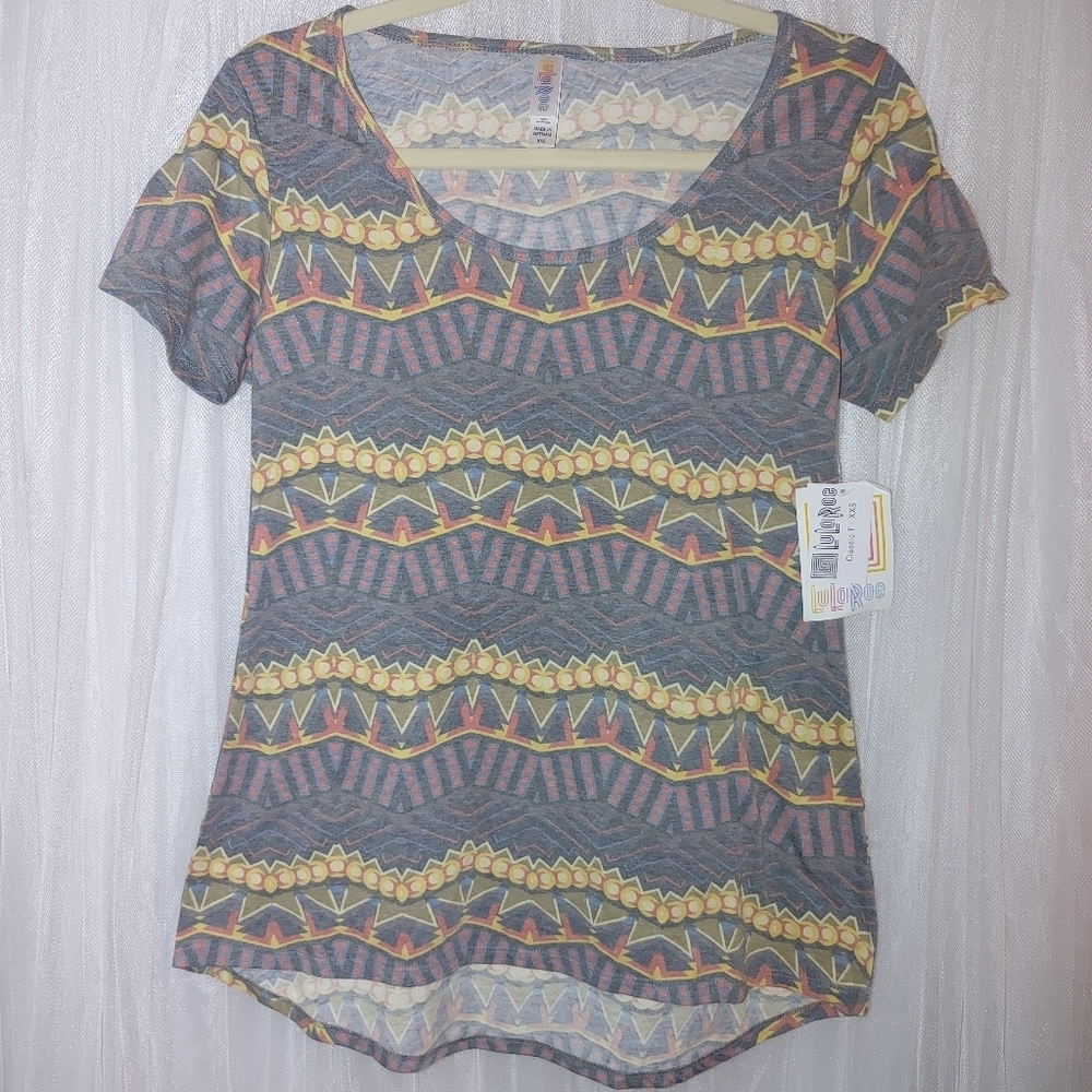 NWT LuLaRoe Short Sleeve Top Size XXS